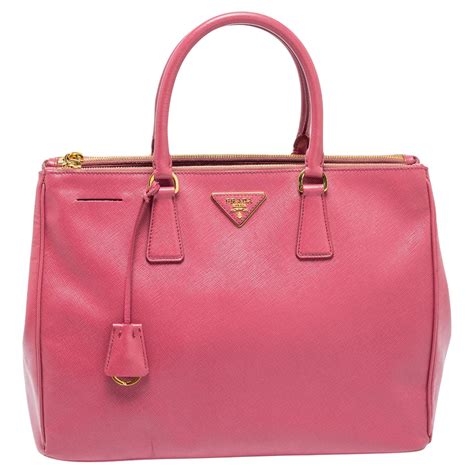 prada saffiano tote pink